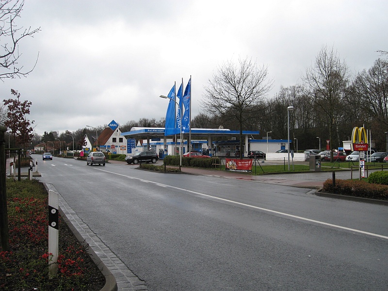 Panoramio-Archiv : Aral-Tankstelle Hamburger Strae - Verden - 04.2008