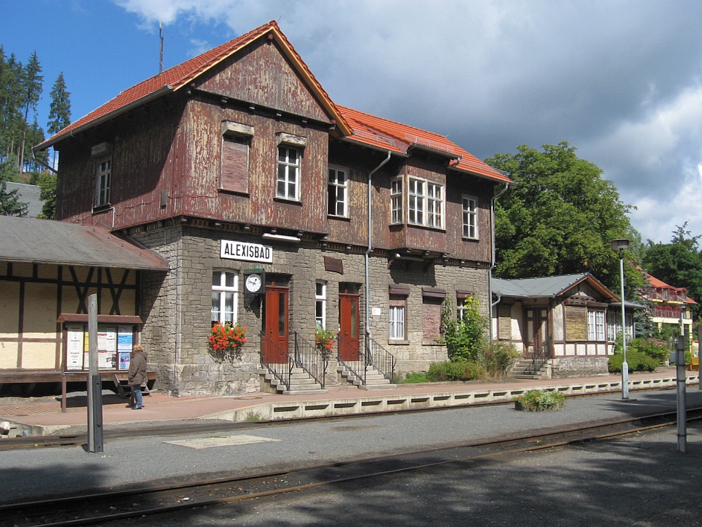 Panoramio-Archiv : HSB-Bahnhof Alexisbad - 08.2010