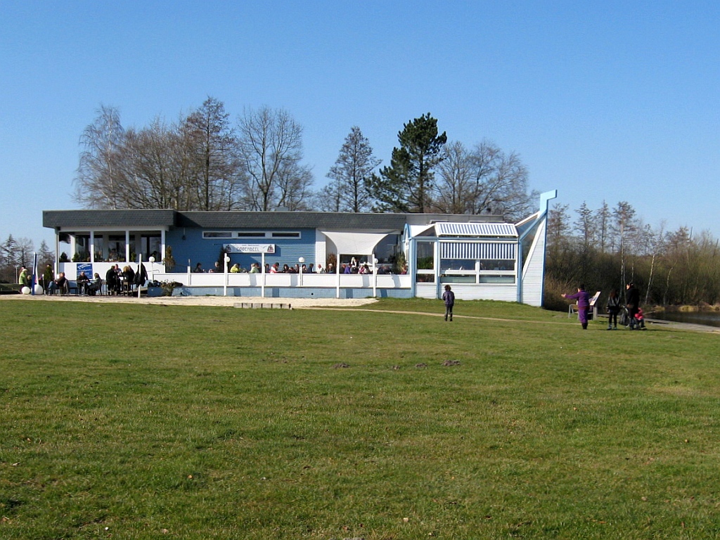 Panoramio-Archiv : Caf und Restaurant Dobbendeel - Bad Bederkesa - 03.2011